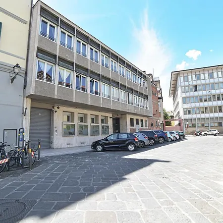 55 Apartment *